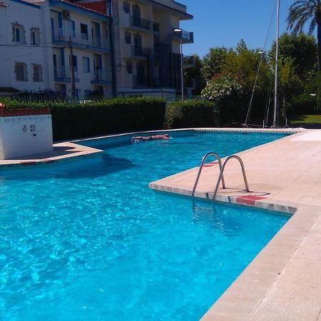 Port Sotavent: Canal-View Apartment with Pool in Marina Empuriabrava Exterior photo